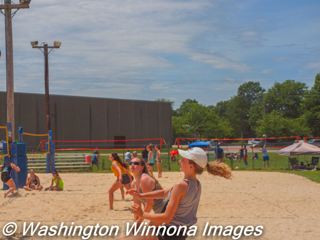 Beach York Volleyball Bash Tournament Girls Serve Washington Winnona